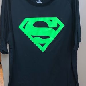 Men’s heat gear ss shirt. XL